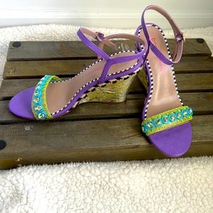 Betsy Johnson Kodi wedge Sandle